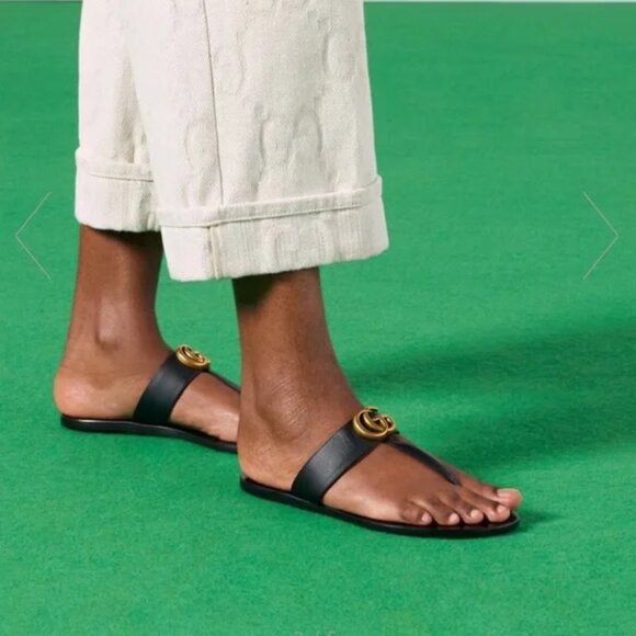 Gucci Leather Thong Sandal with Double G - Picture 1 of 5
